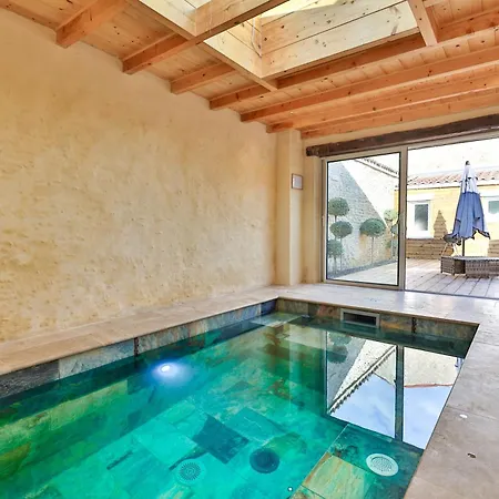 Le Jardin Secret-piscine Balnéo Couverte Chauffée * Cognac