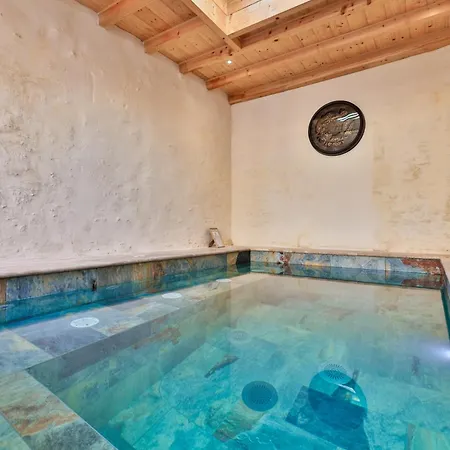 Le Jardin Secret-piscine Balnéo Couverte Chauffée Villa Cognac